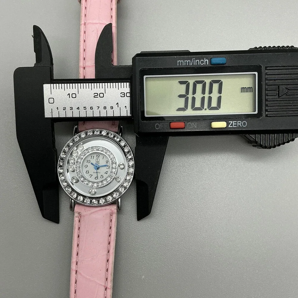 Lure Women Watch 30mm Silver TonePink Leather Floating Crystal Bezel New Battery